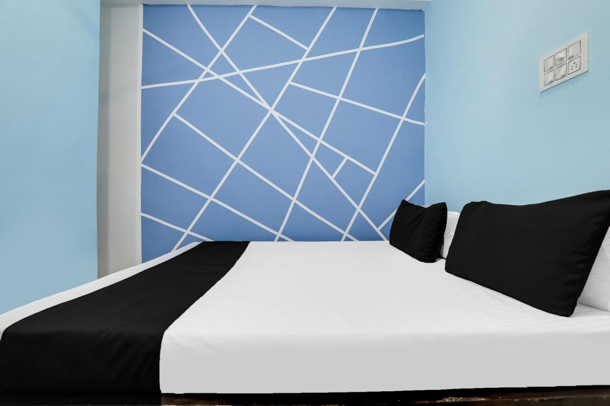 Spot On Hotel Impression Патна Екстер'єр фото