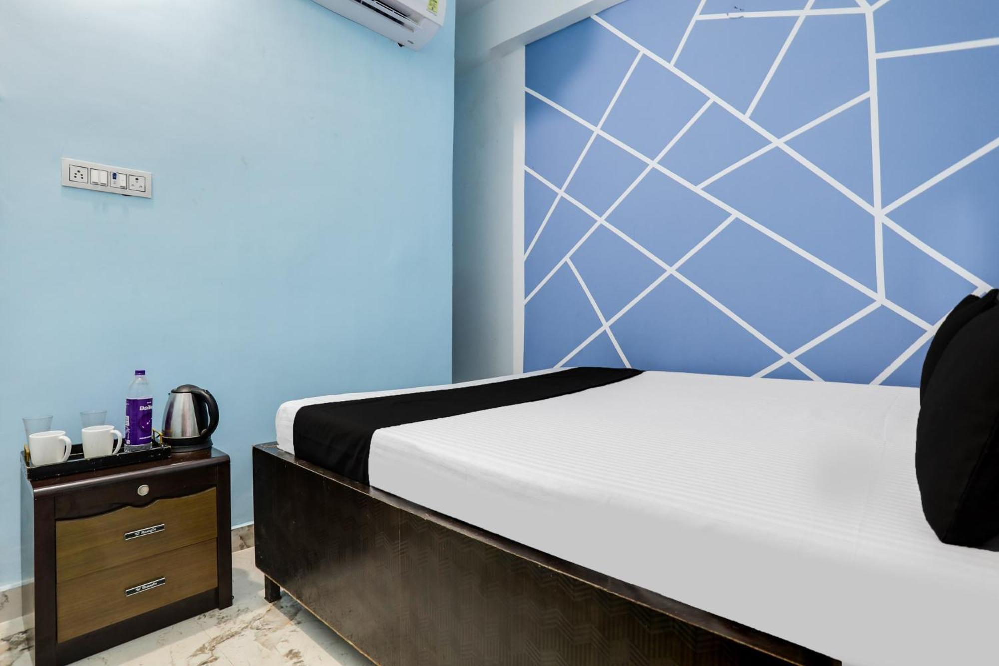 Spot On Hotel Impression Патна Екстер'єр фото